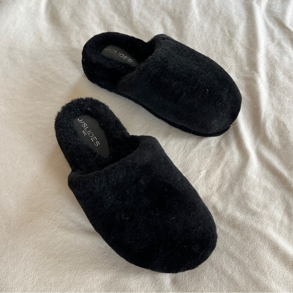 J/Slides Sleek Suede Slipper in Black Size 8 Shearling